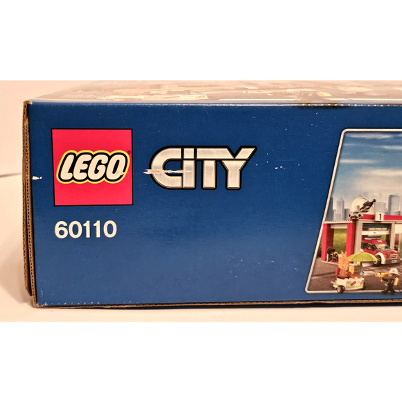 FIRE STATION Lego City LEGO Set #60110 NEW Sealed RETIRED Unopened - Picture 12 of 16